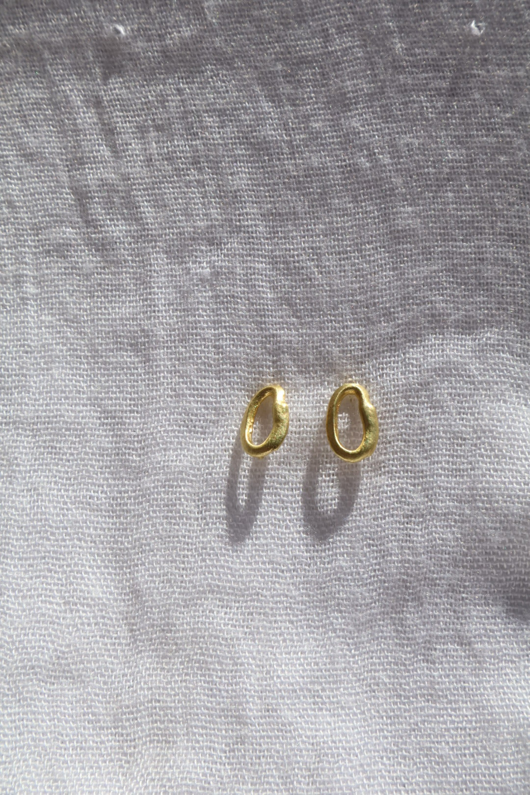 OVAL